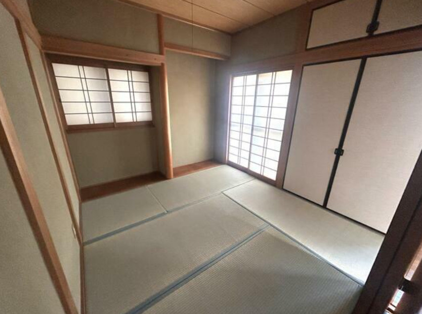 上原田戸建ての和室