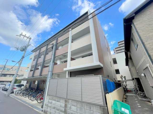 プレスティージュ・アイ