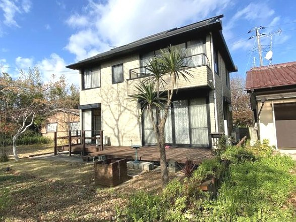 大網白里市北今泉　中古戸建の外観|ミサワホーム施工軽量鉄骨　ルーフバルコニーウッドデッキ付き 白里海岸まで車約8分 自然豊かな環境