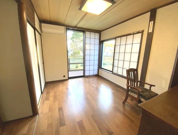 大網白里市北今泉　中古戸建の洋室|ミサワホーム施工軽量鉄骨　ルーフバルコニーウッドデッキ付き 白里海岸まで車約8分 自然豊かな環境