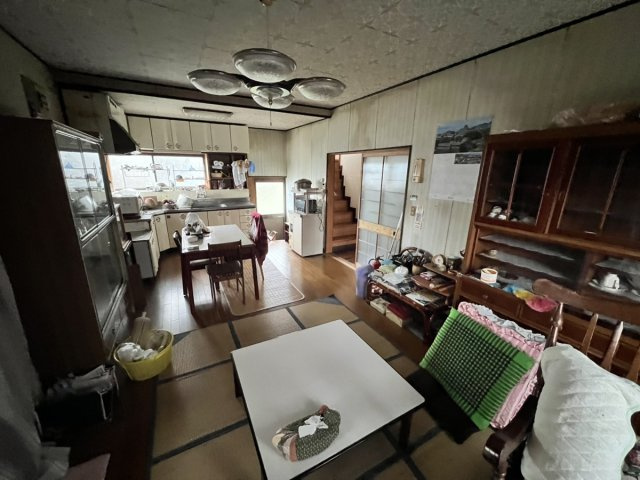 日奈久山下町戸建ての居間・リビング