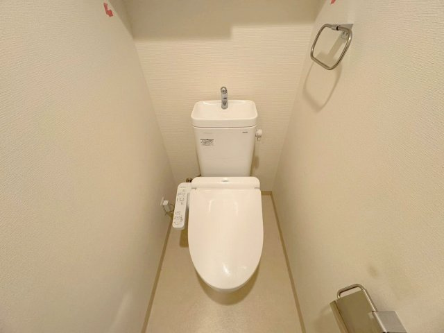 エムズセントラル上新庄のトイレ