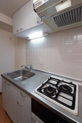 【キッチン】 | アルテーヌ新横浜 | ※写真は同タイプ住戸です。