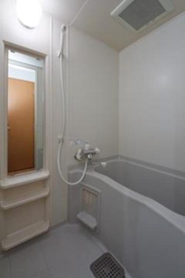 【浴室】 | アルテーヌ新横浜 | ※写真は同タイプ住戸です。