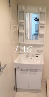 【洗面所】 | アビタシオン落合 | 洗面台です。