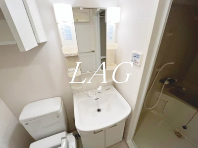 【洗面所】 | アトラス カーロ浦和常盤弐番館 | 洗面台です。