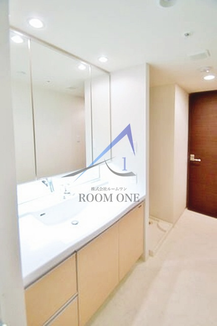 スカイグランデ船橋宮本の洗面所|洗面台です。