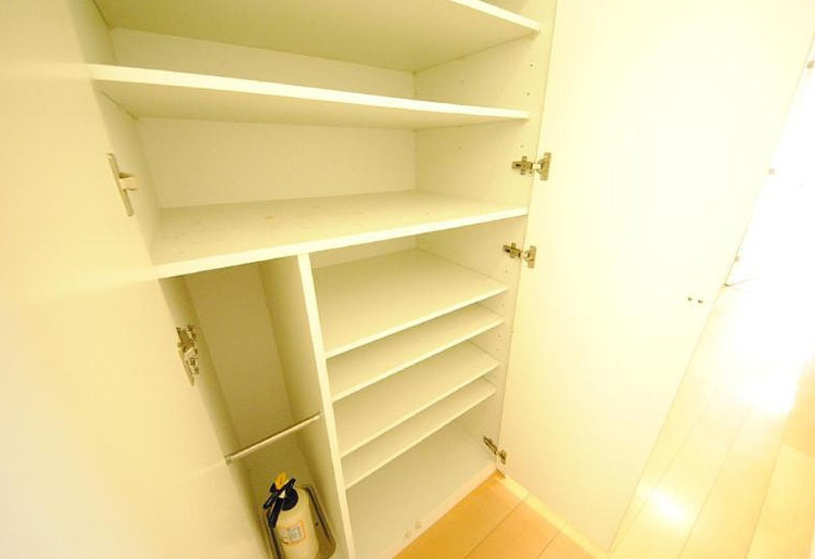 リエトコート向島の収納