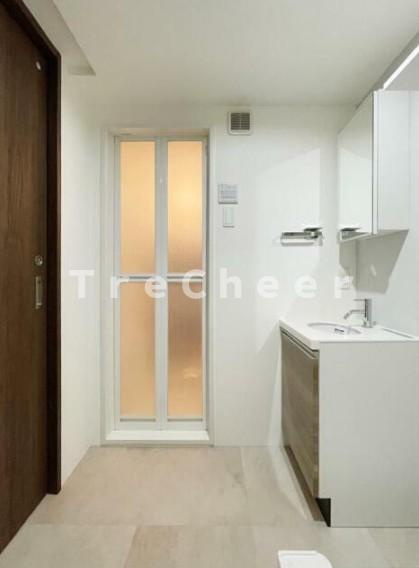 アザレア王子本町の洗面所