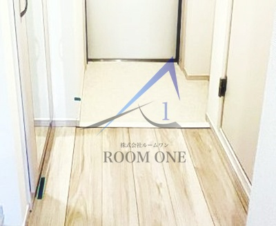 リブリ・三ノ輪の玄関|玄関です。