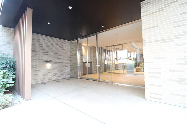 【エントランス】