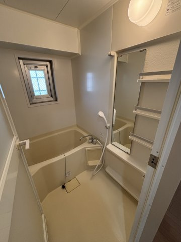 コープ木場の浴室