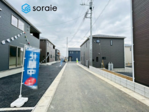 飯能市双柳第37全14棟　新築戸建　クレイドルガーデンの前面道路含む現地写真|2/17　撮影
