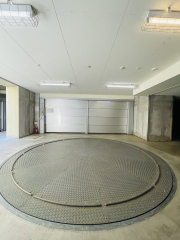 THEパームス高田馬場四丁目の駐車場