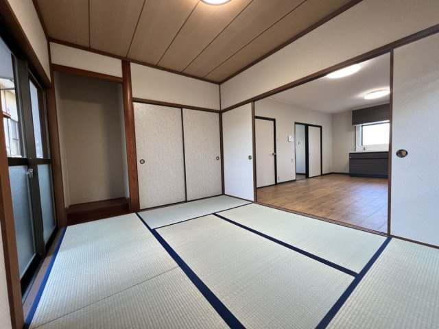 松橋町両仲間戸建の和室