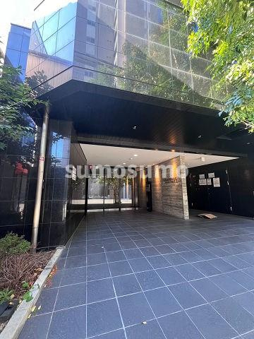 グランパーク大阪WESTのエントランス