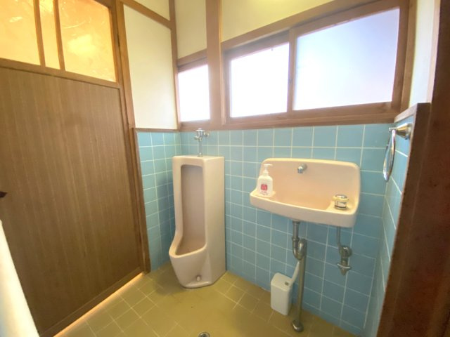丹波市青垣町西芦田の中古一戸建のトイレ