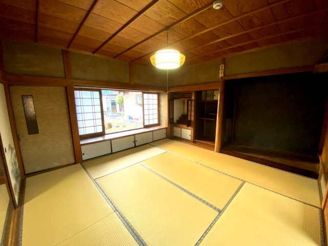 丹波市青垣町西芦田の中古一戸建の和室|8帖