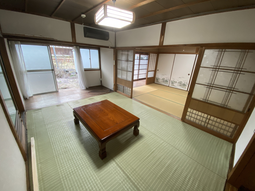 丹波市青垣町西芦田の中古一戸建の和室|6帖2間続き