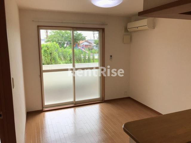 プチ ヴィラージュⅡの居間・リビング|リビング