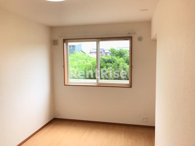 プチ ヴィラージュⅡの寝室|室内