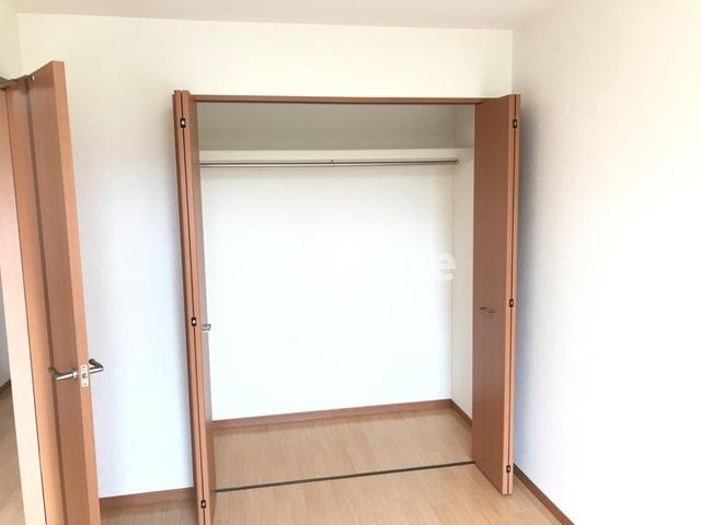 プチ ヴィラージュⅡの収納|クローゼット