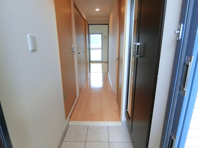 グランドール百石Ⅰの玄関