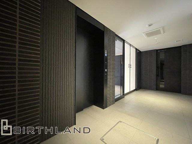 中古マンション　プレミスト郡山Green Marksのその他|エレベーター前も広々としており、荷物の運搬も楽に行えます。