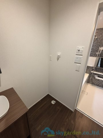 平塚市夕陽ケ丘第2期　新築戸建　全2棟2号棟のランドリースペース
