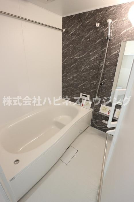 スリーレイヤー柏の葉(ThreeLyaer柏の葉)の浴室