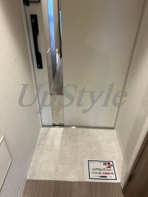 【玄関】 | クレヴィアリグゼ日暮里根岸