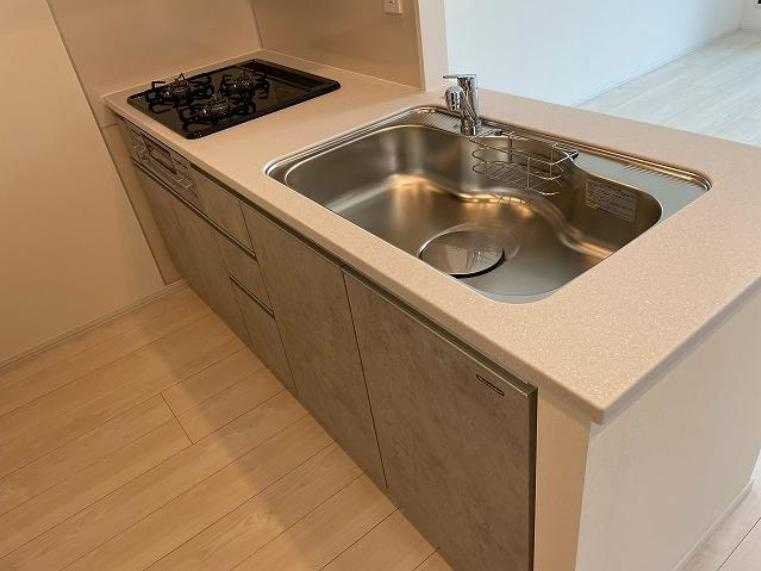 THE　PLACE　KOMAGOME　ザ　プレイス　コマゴメのキッチン