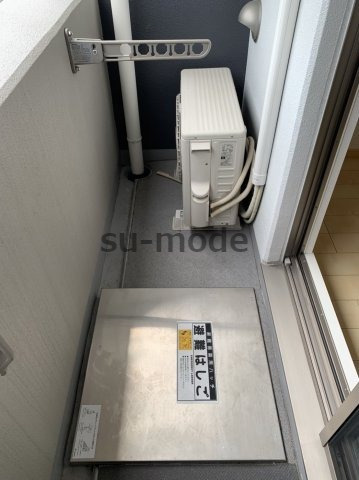 ヴォワラクテサウスのバルコニー