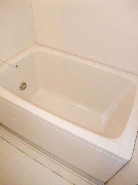 フラット・サンフラワーの浴室