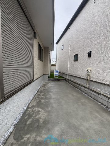 平塚市夕陽ケ丘第2期　新築戸建　全2棟1号棟の駐車場