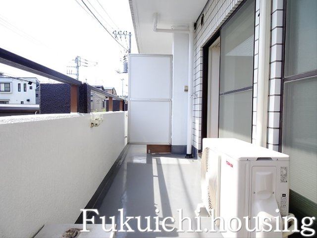 ホワイトハウス赤堤のバルコニー