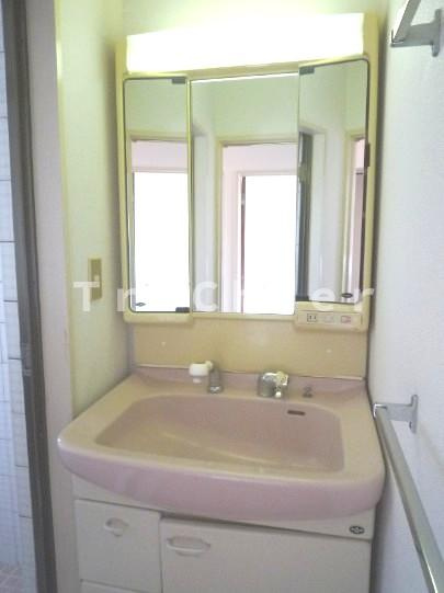 泉ハイツの洗面所