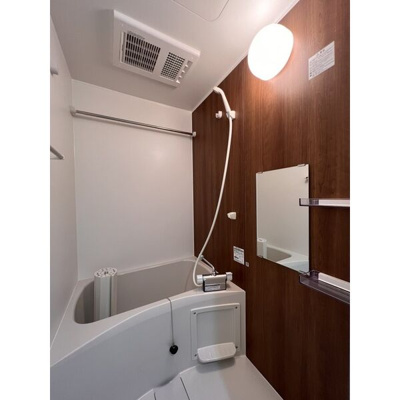 【浴室】 | Calm庄内通(カームショウナイドオリ) | 落ち着いた空間のお風呂です