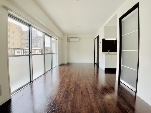 太平ビルの居間・リビング