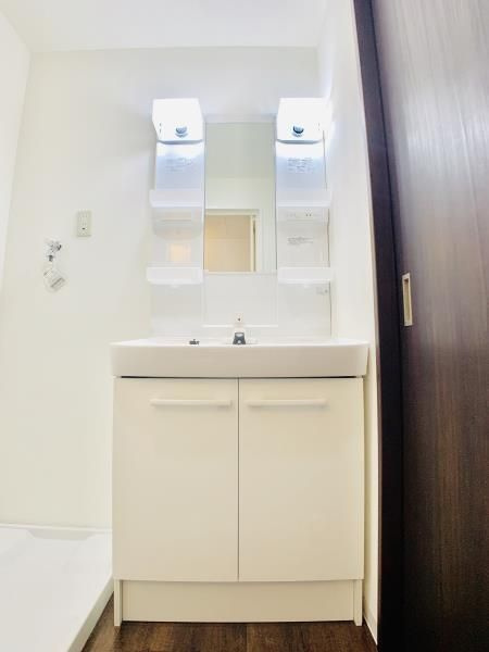 太平ビルの洗面所