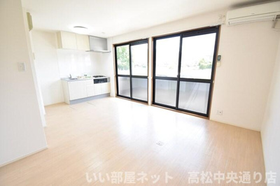 【居間・リビング】 | リヴィエールヨウコ | ＬＤＫ１１帖