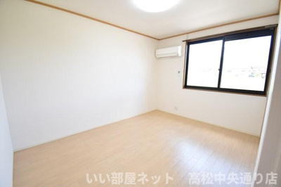 【内装】 | リヴィエールヨウコ | 洋室６帖