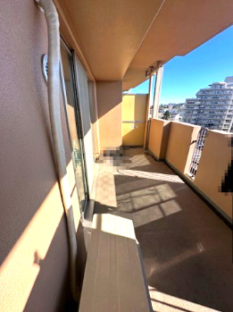 【ロビー】 | APAガーデンパーク上野芝 | 明るく清潔感のあるロビーは、ちょっとしたゲスト対応にも使えて便利です。