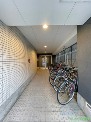 【エントランス】 | グランパシフィック堀江WEST