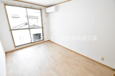 【内装】 | ユニフレックス西宝町 | 東洋室６．２帖