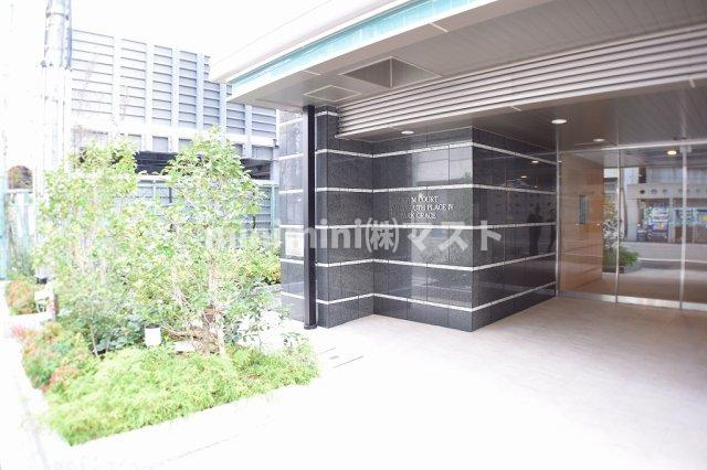 エステムコート難波サウスプレイスⅣパークグレイスのエントランス