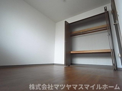 【洋室】 | 吉鴻ハイネスⅢ