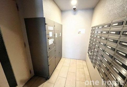 ネバーランド神崎川の設備|◆宅配ボックス完備！再配達の負担から解放されます♪