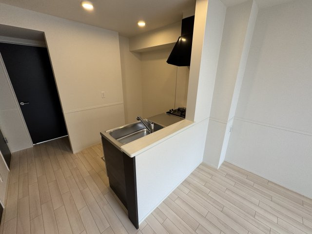 ソレイユ メイの内装|カウンターキッチン