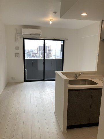 S-RESIDENCE六ツ門abreastIIの内装|南向きの明るいお部屋です